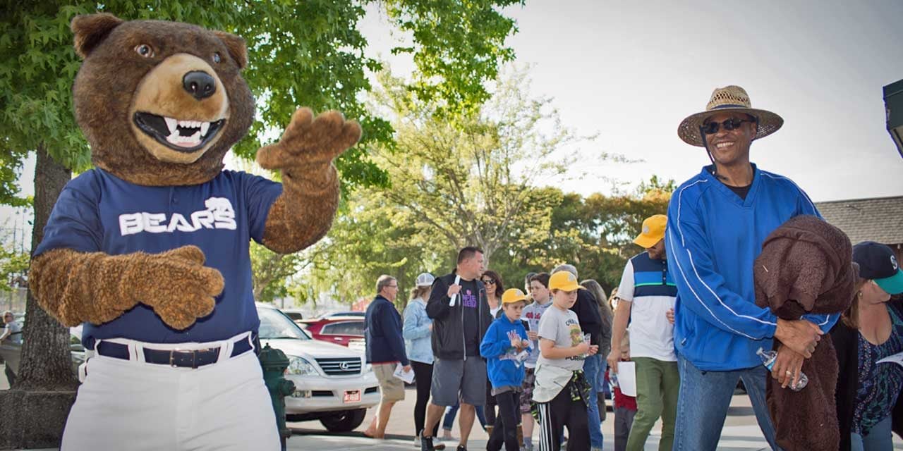 Grrrrr…Buntly the Bear plans to retire from Highline Bears at end of 2021 Season