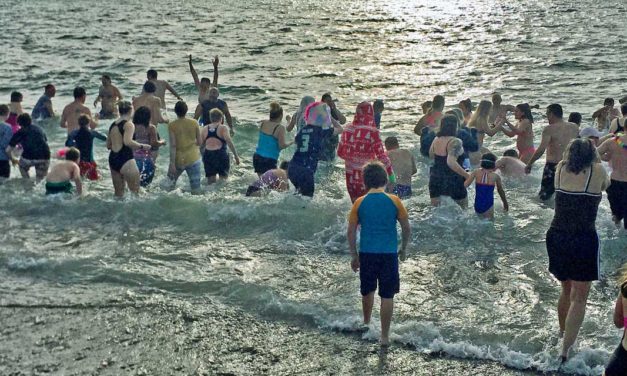Alki Beach Polar Bear Swim will be this Saturday, Jan. 1; another one planned in Burien